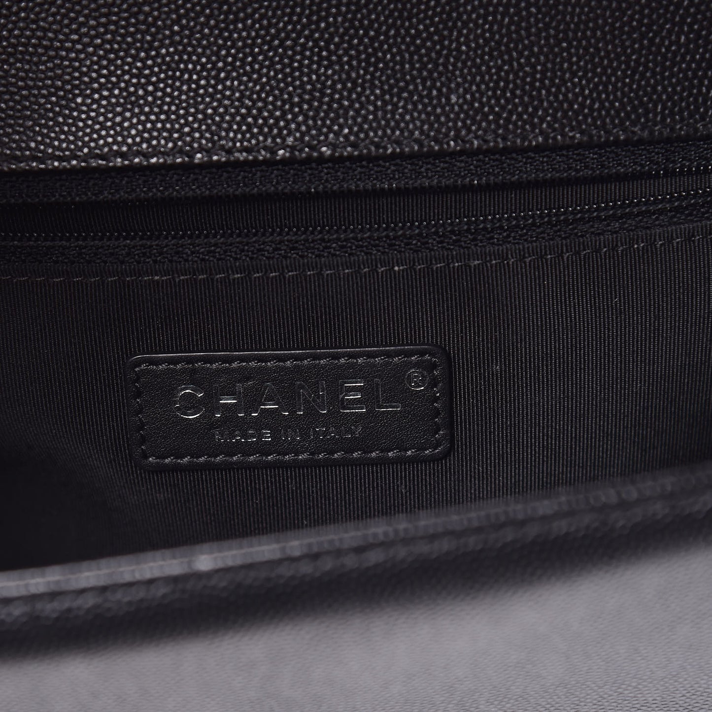 Caviar Quilted New Medium Boy Flap Black