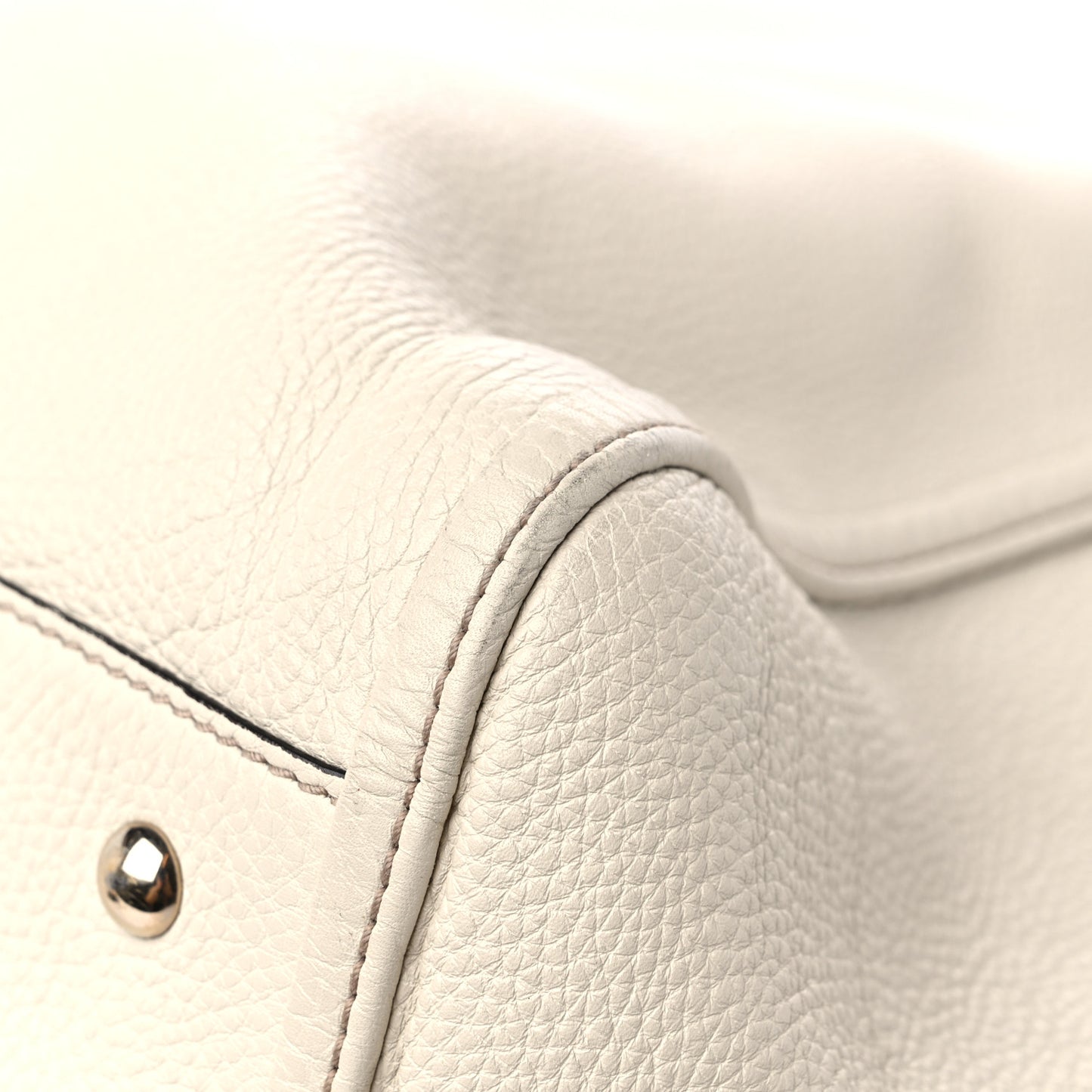Pebbled Calfskin Large Soho Shoulder Bag Off White