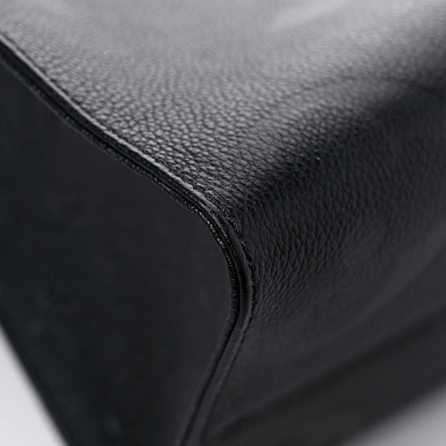 Empreinte Monogram Giant Onthego MM Black