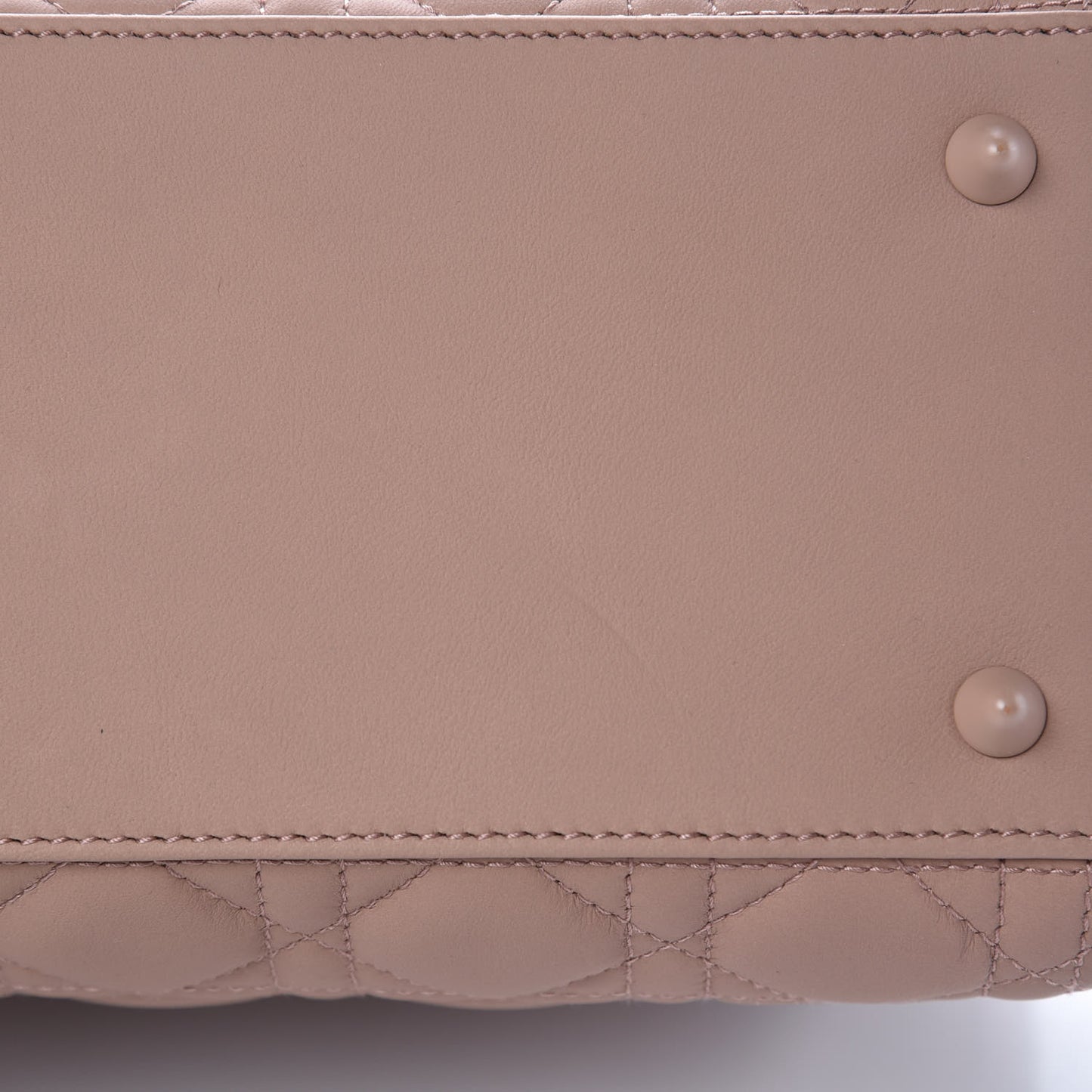 Ultra Matte Calfskin Cannage Medium Lady Dior Beige