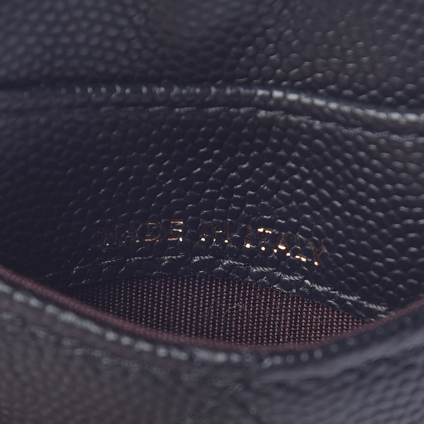 Caviar Quilted Card Holder On Chain Black