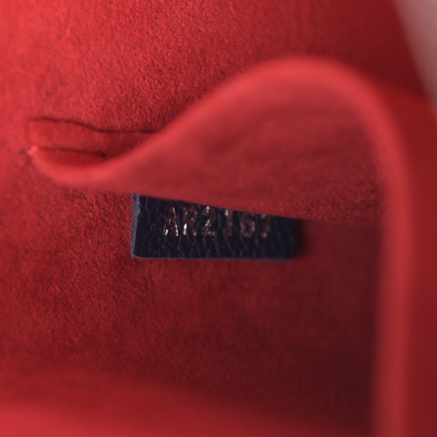 Calfskin Lockmeto Marine Rouge