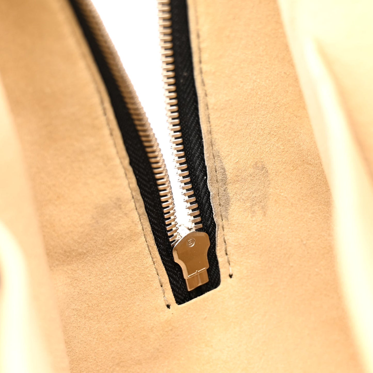 Monogram Dora MM Black