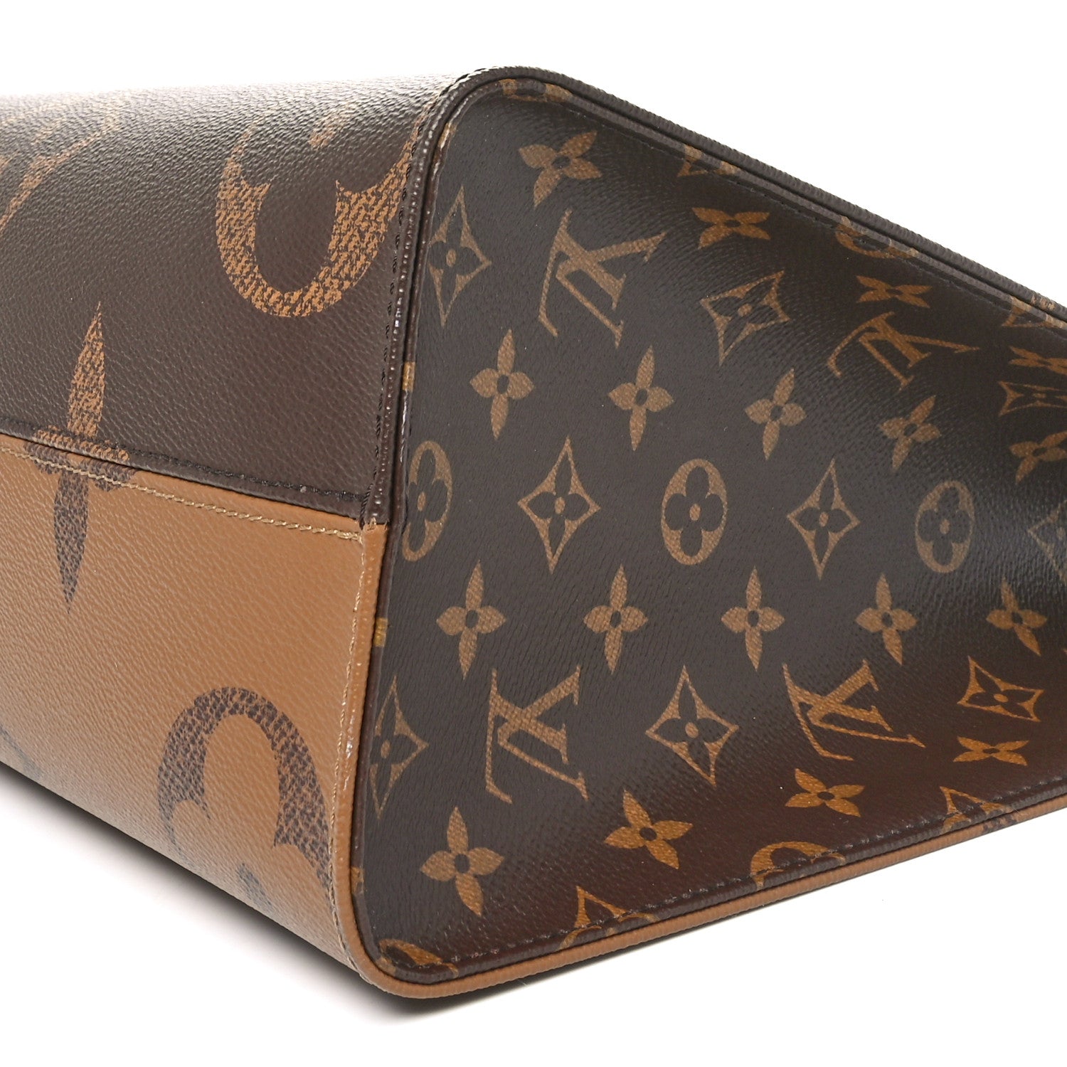 Louis Vuitton Reverse Monogram Giant Onthego MM 9 of 10