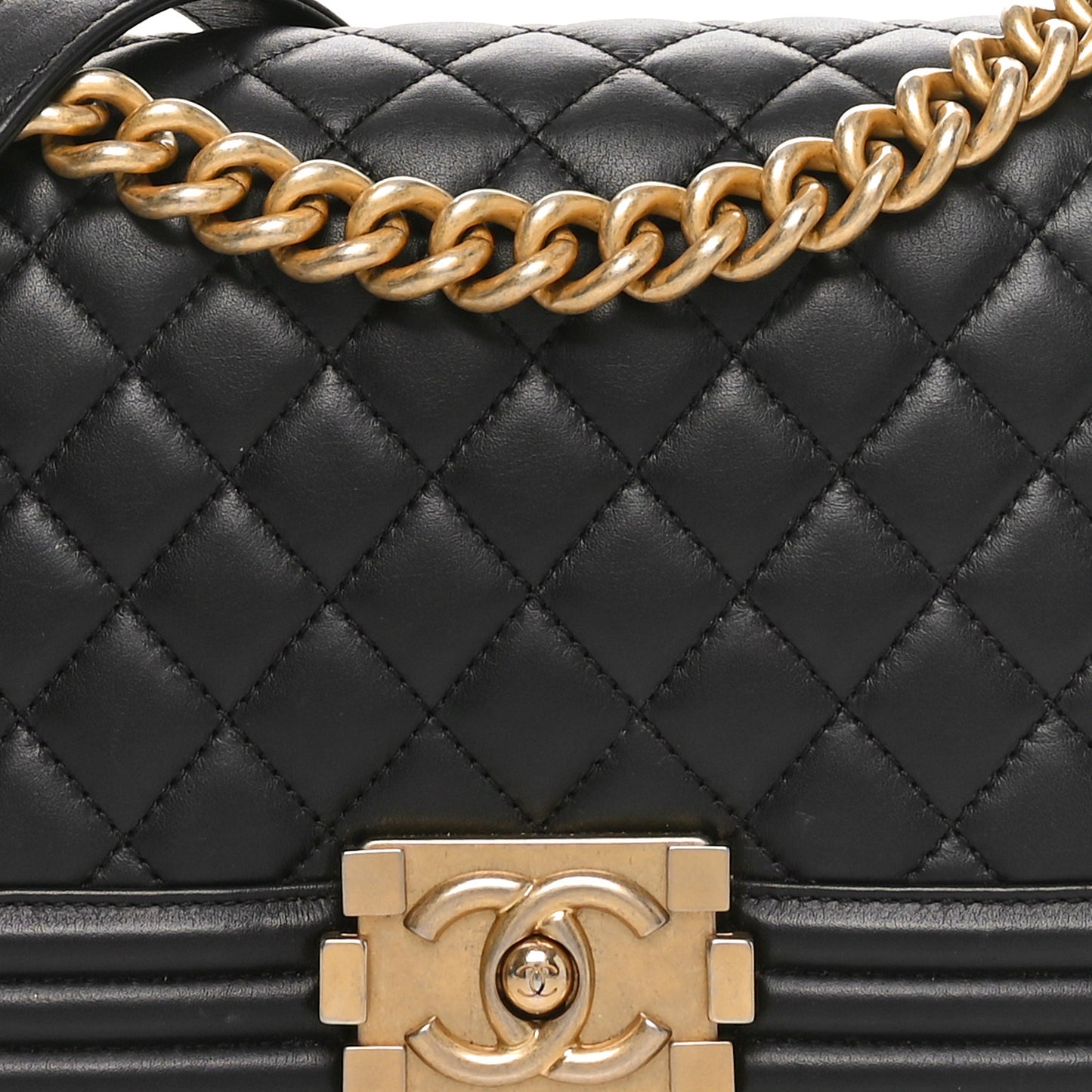Lambskin Quilted Medium Boy Flap Black