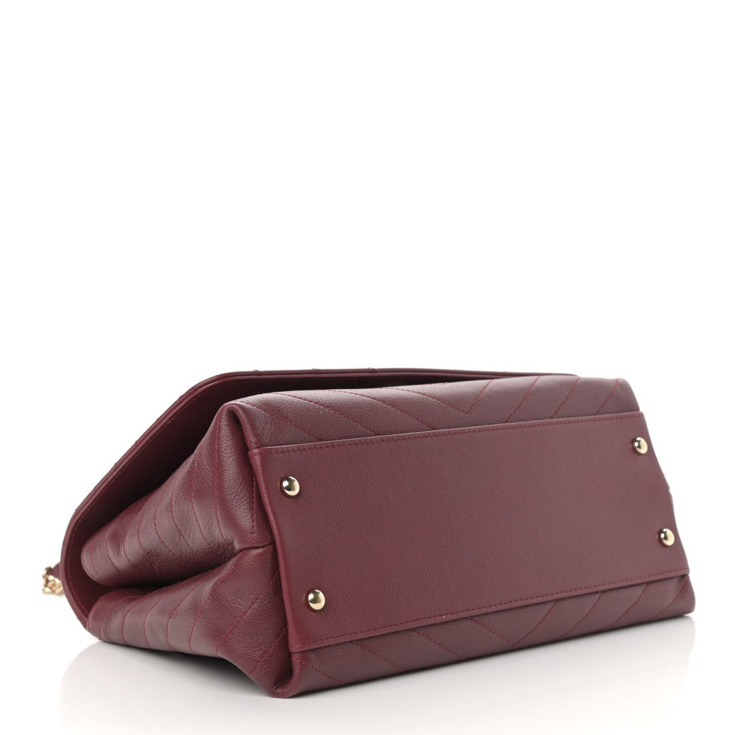 Grained Calfskin Stitched Chevron Medium Chic Top Handle Flap Red