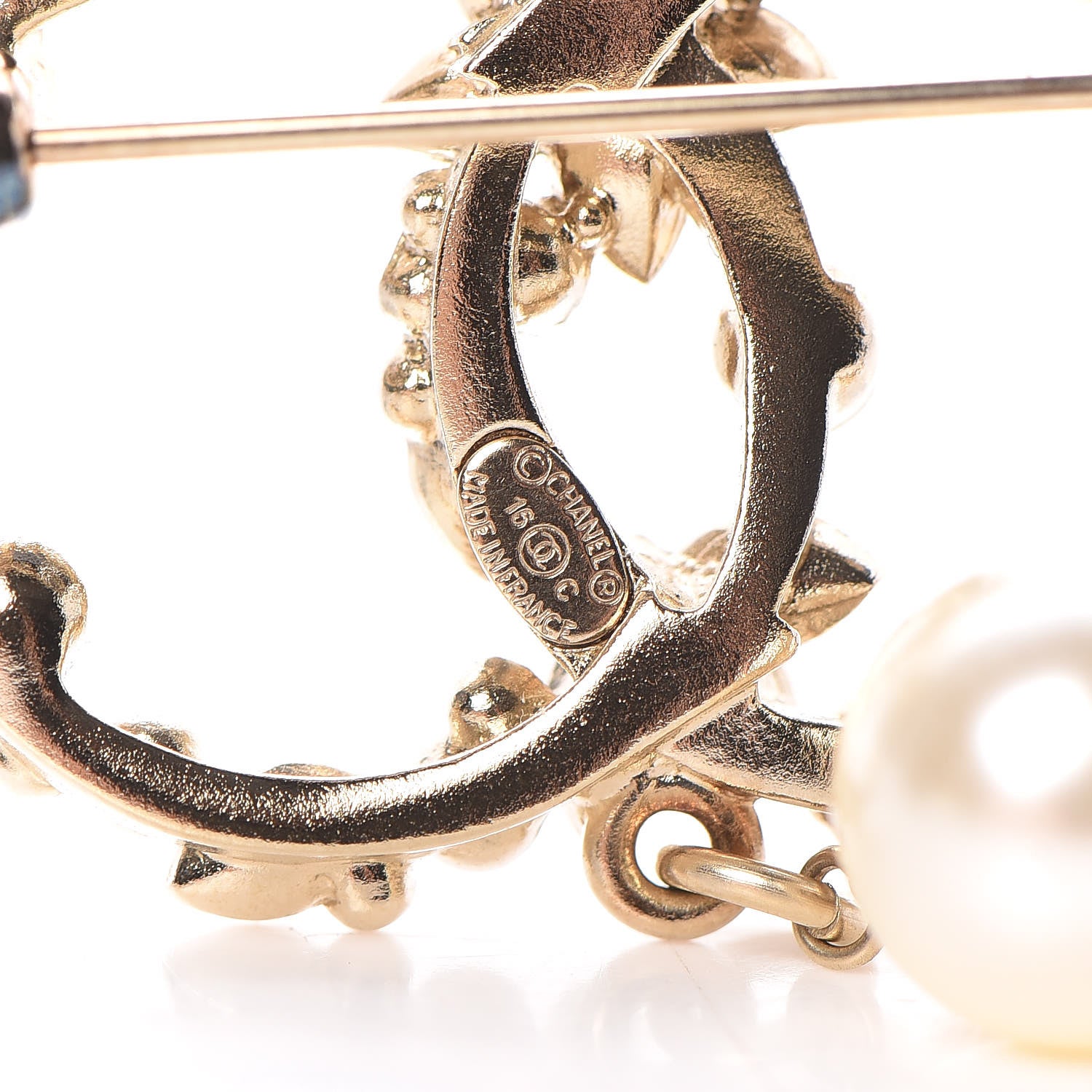 Chanel Crystal Pearl Drop CC Brooch Gold 5 of 7