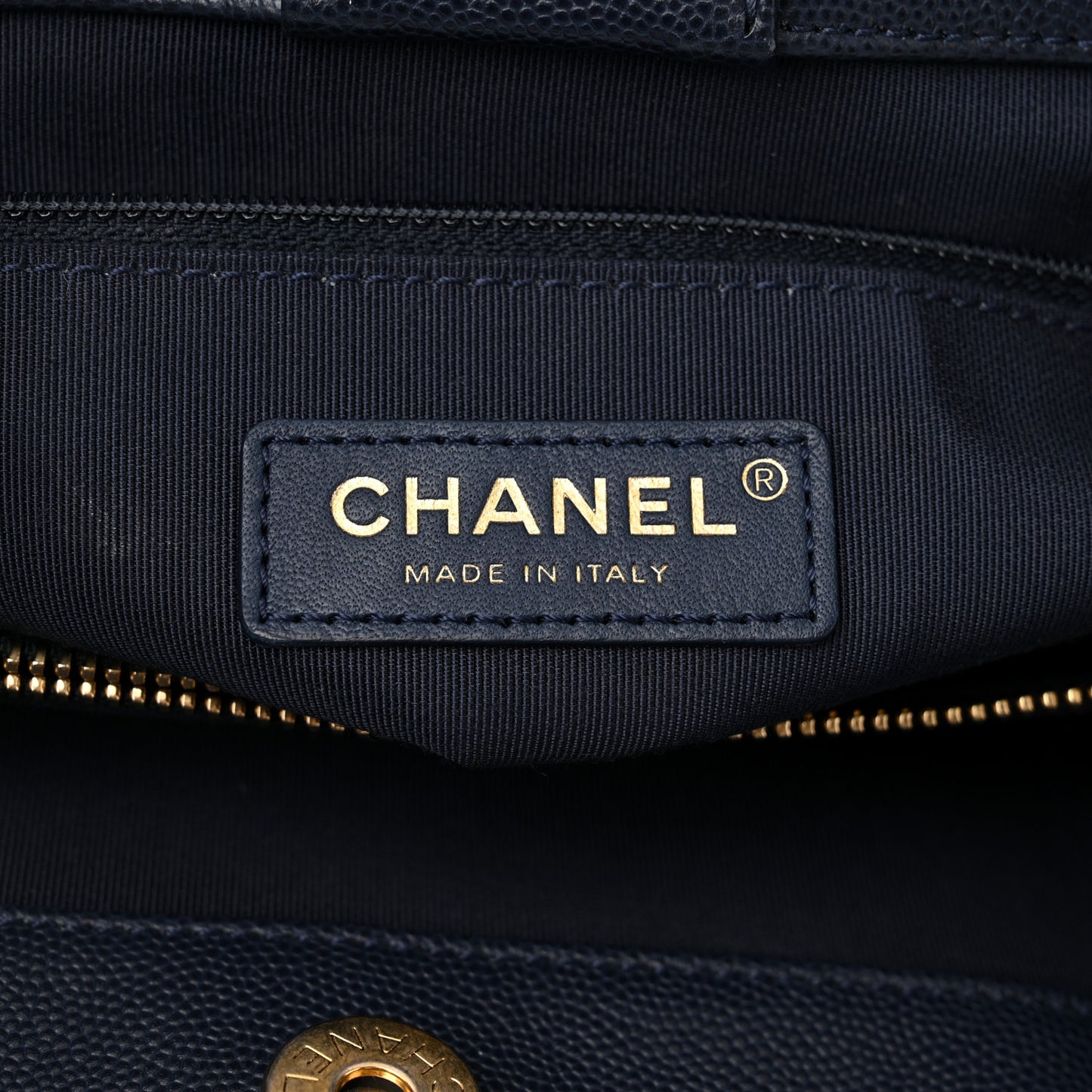 Lambskin Caviar Lovely Chains Shopping Tote Black Navy