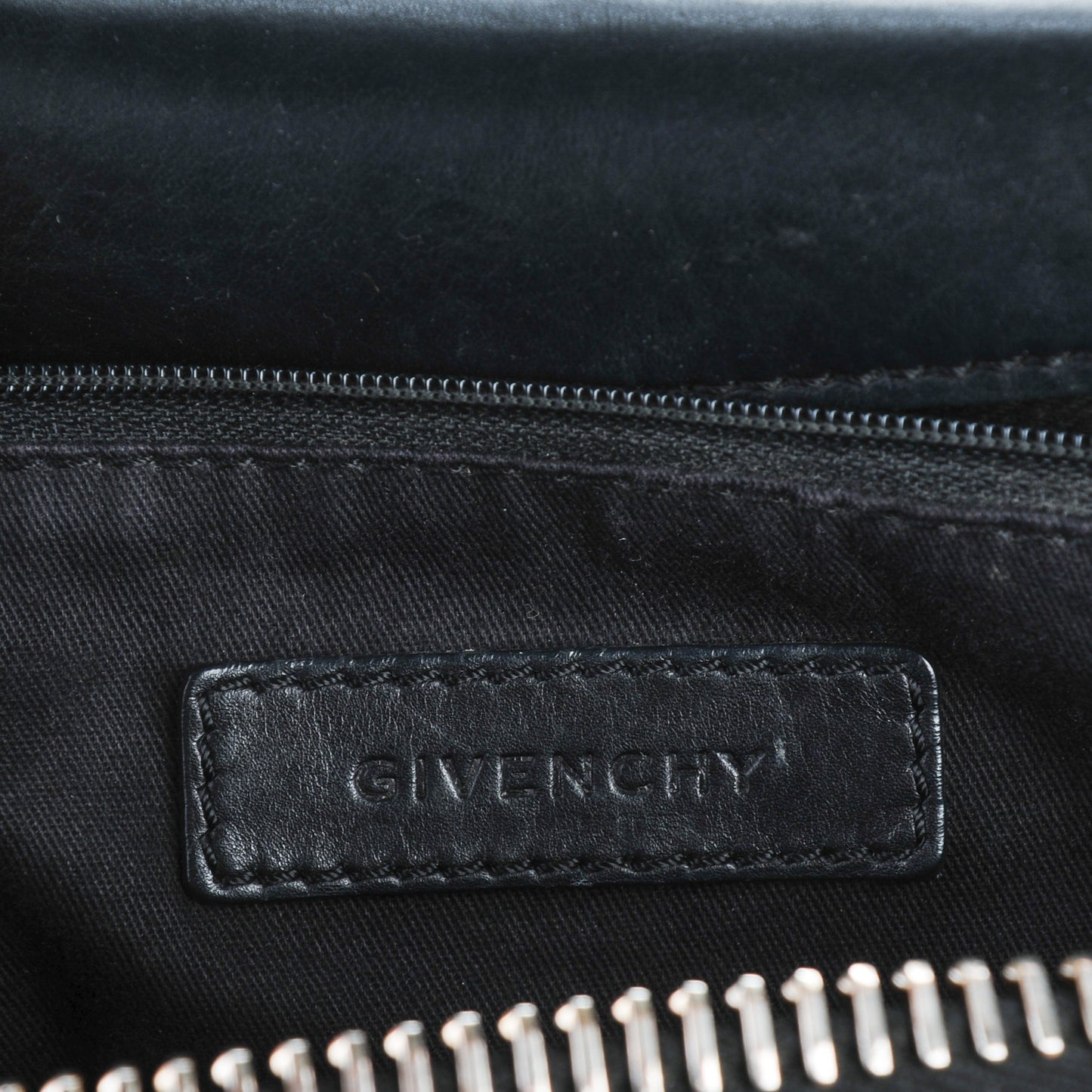 Smooth Calfskin Woven Medium Antigona Black