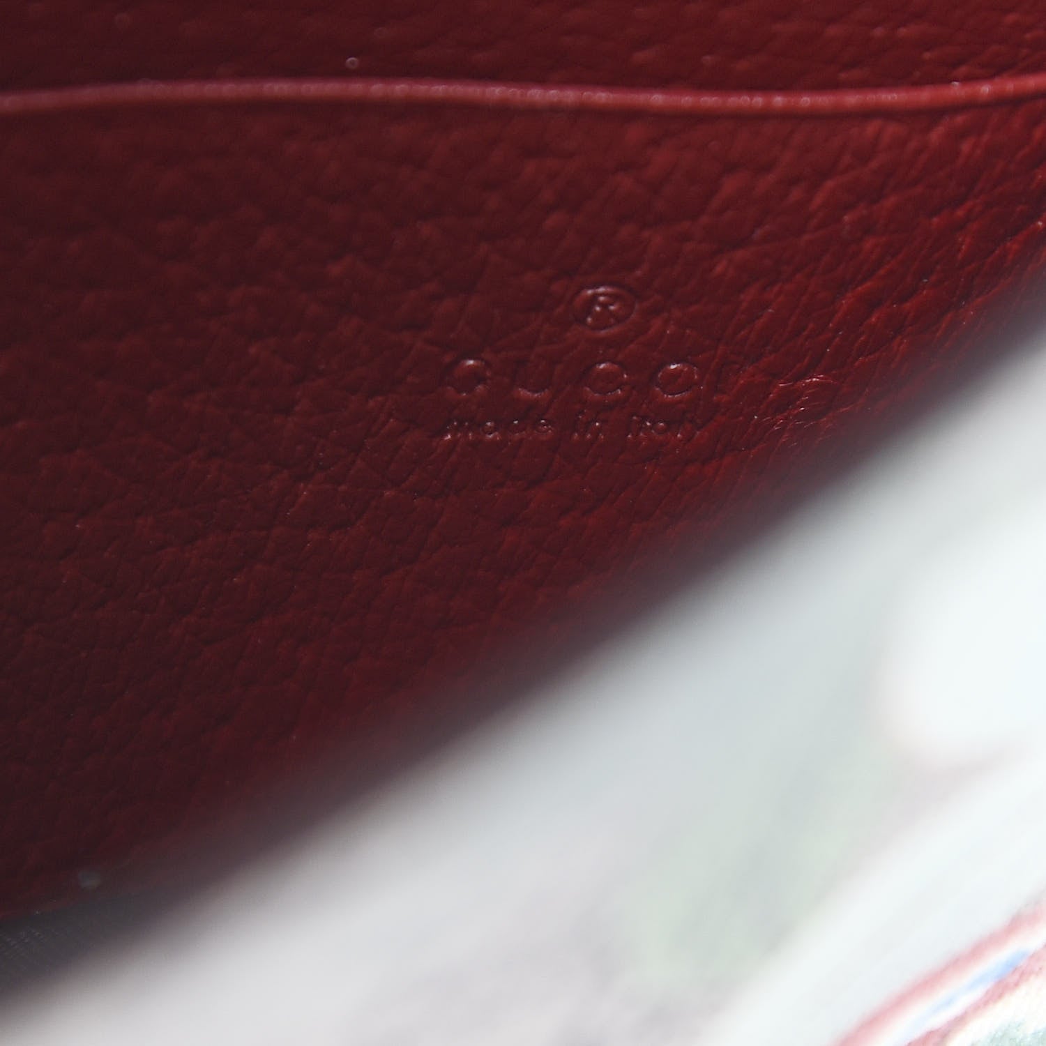Gucci GG Supreme Monogram Tian Chain Wallet Beige Multicolor Red 7 of 10