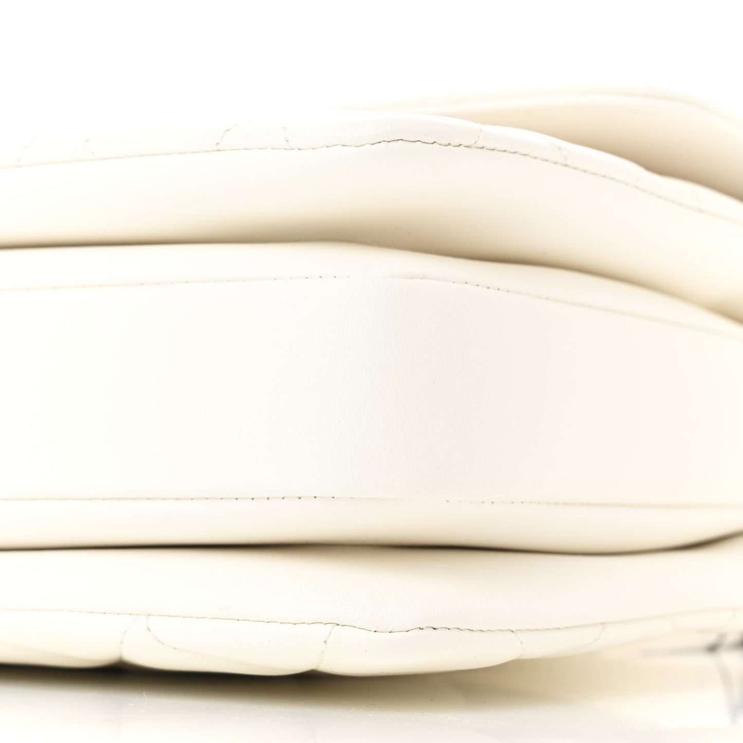Lambskin Quilted Medium Trendy CC Flap Dual Handle Bag White