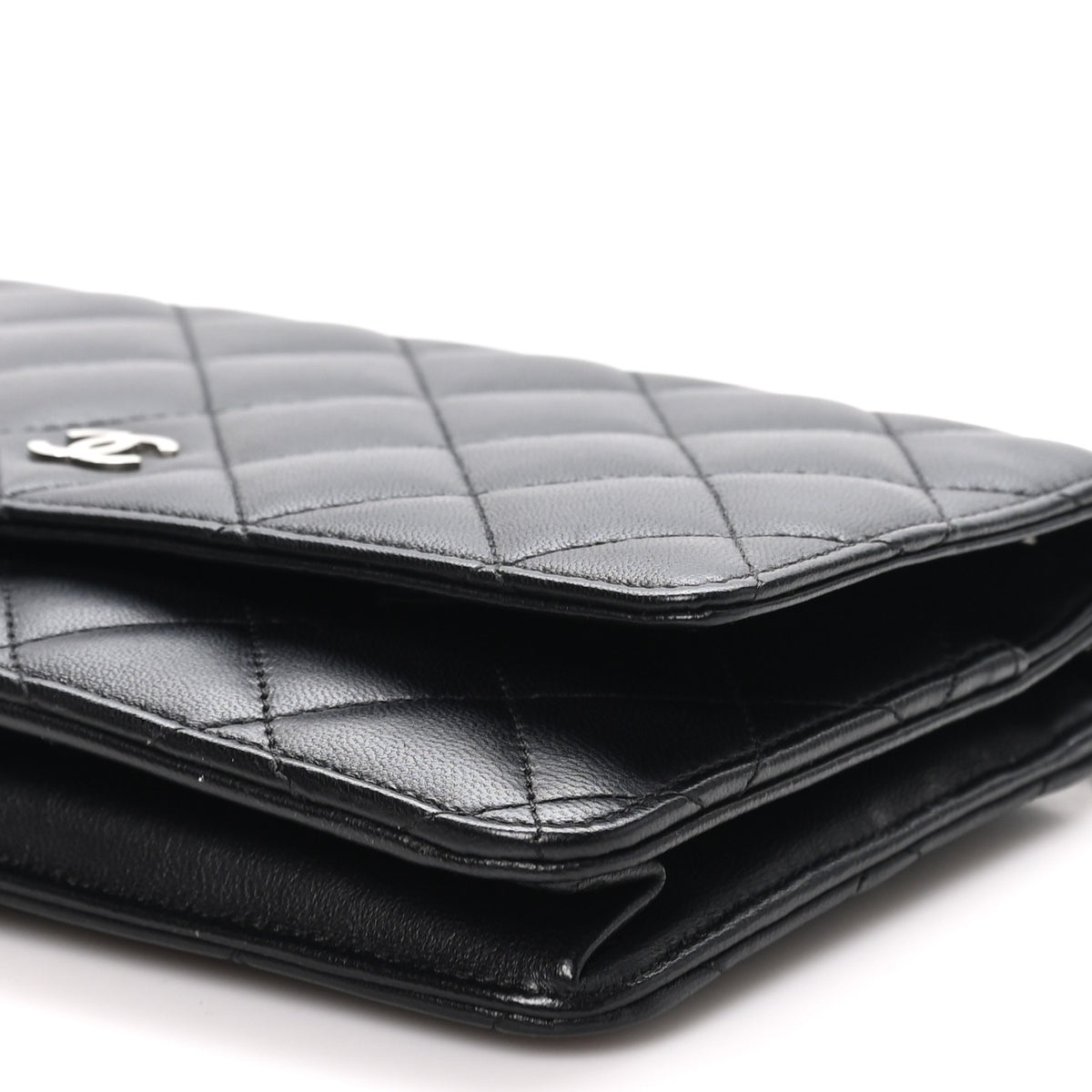 Lambskin Quilted Wallet On Chain WOC Black