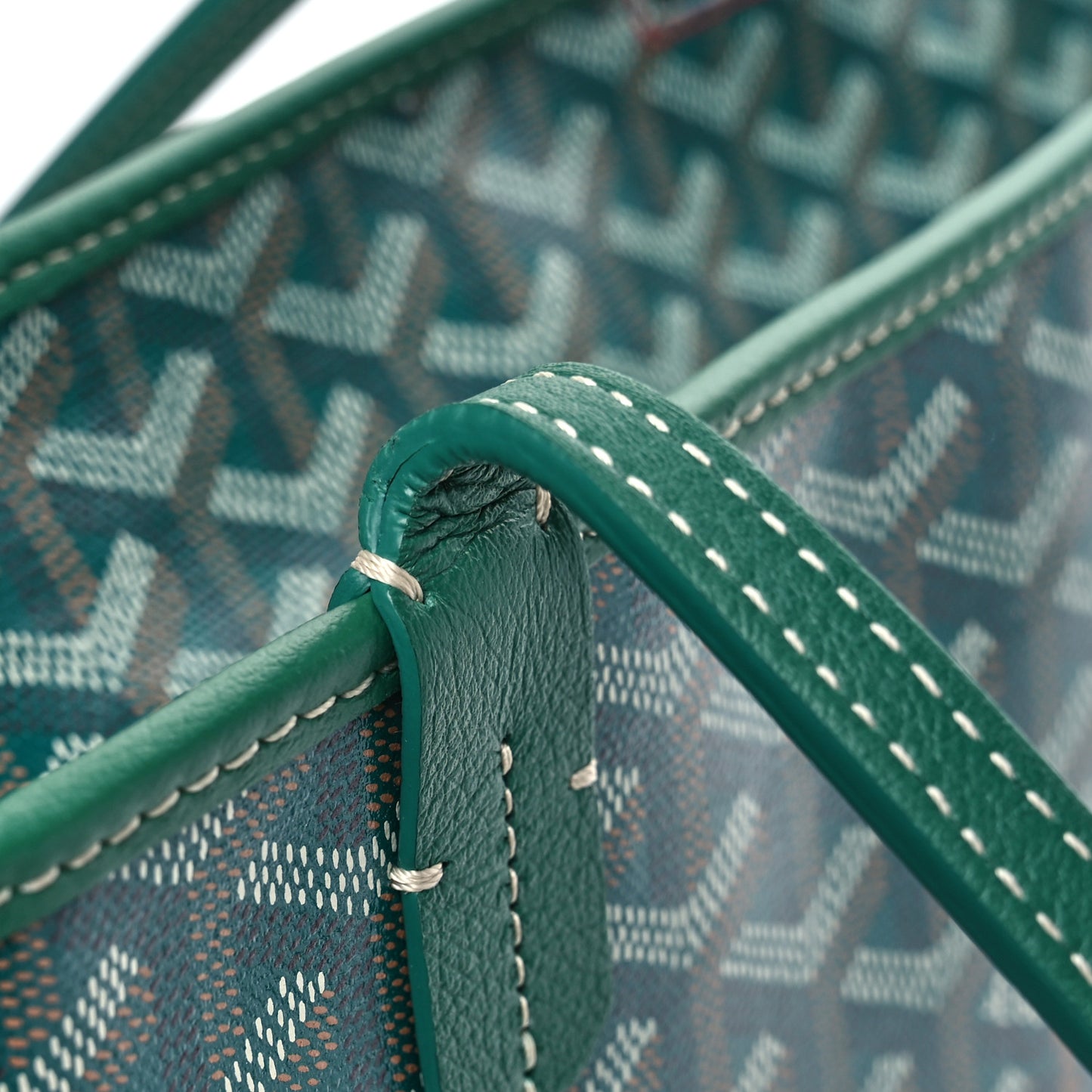 Goyardine Artois PM Green