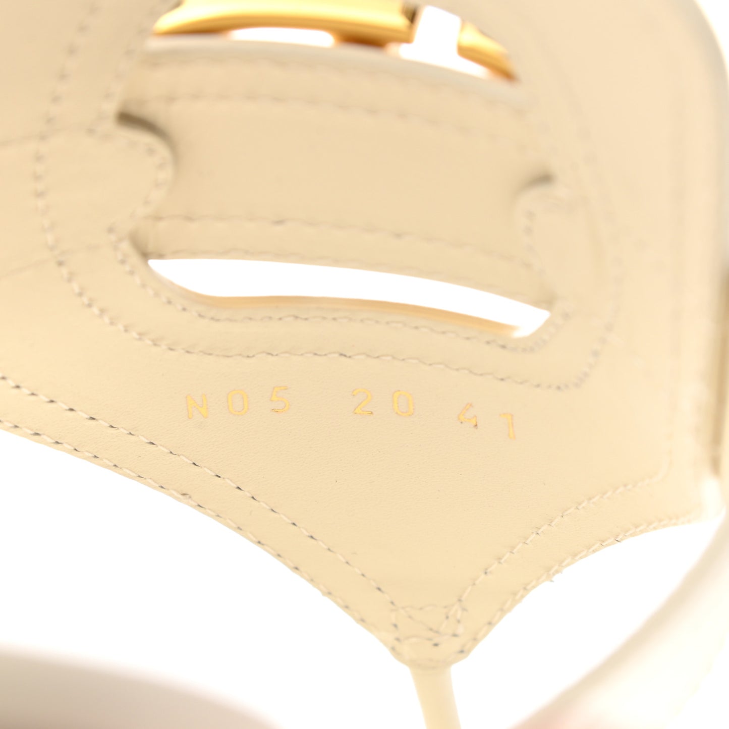 Calfskin 30 Montaigne Thong Sandals 41 White