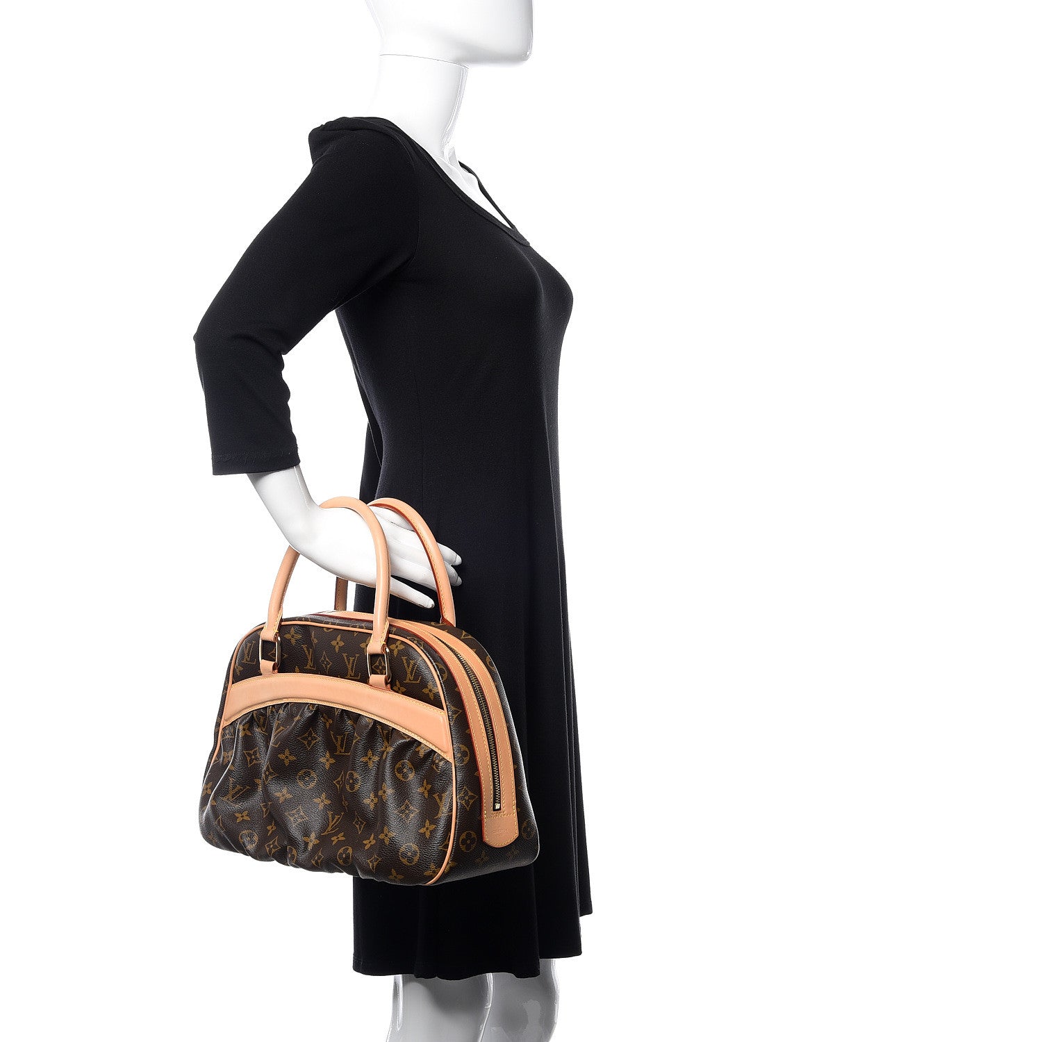Louis Vuitton Monogram Mizi 2 of 10