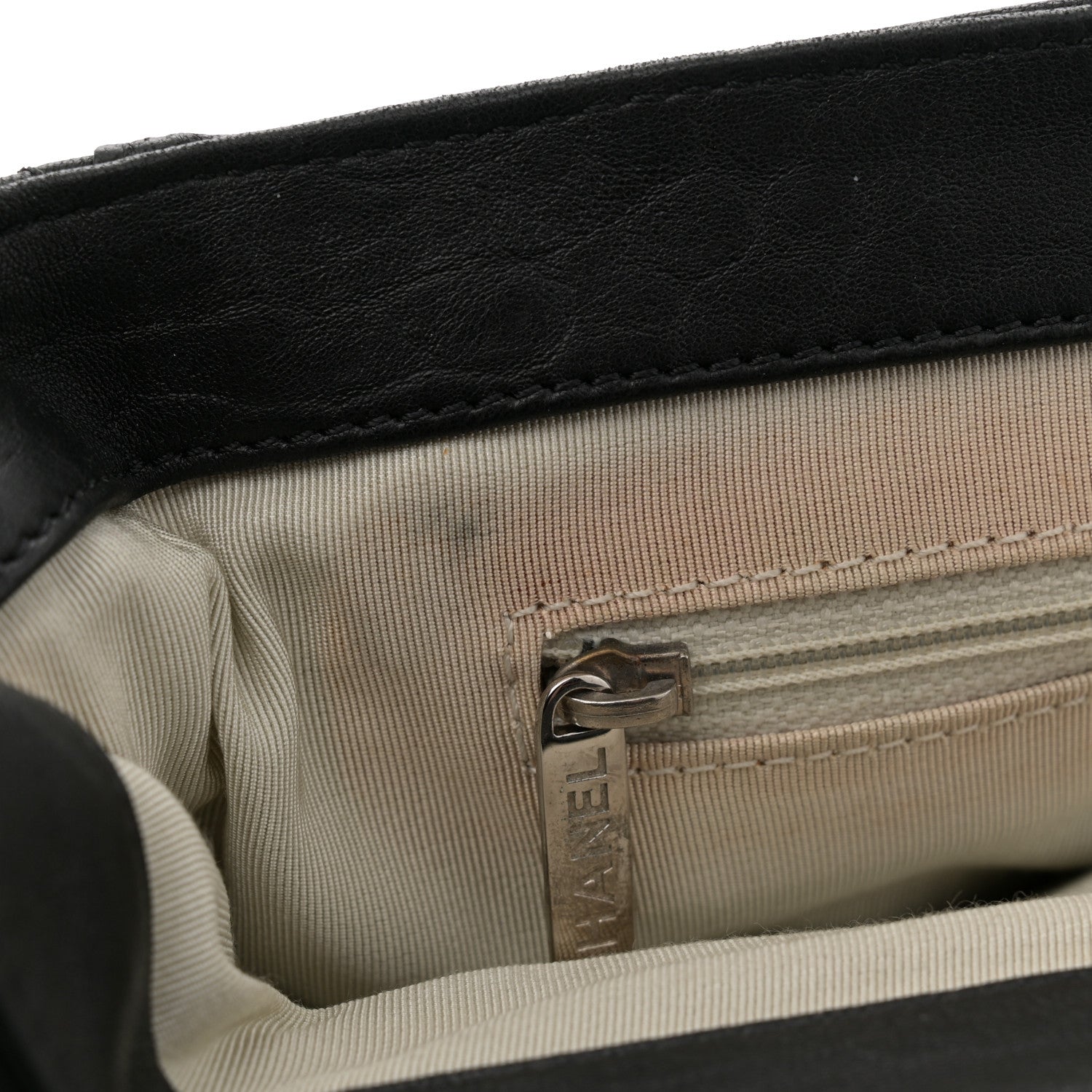 Chanel Washed Lambskin Quilted Medium Chain Around Messenger Black 11 of 11