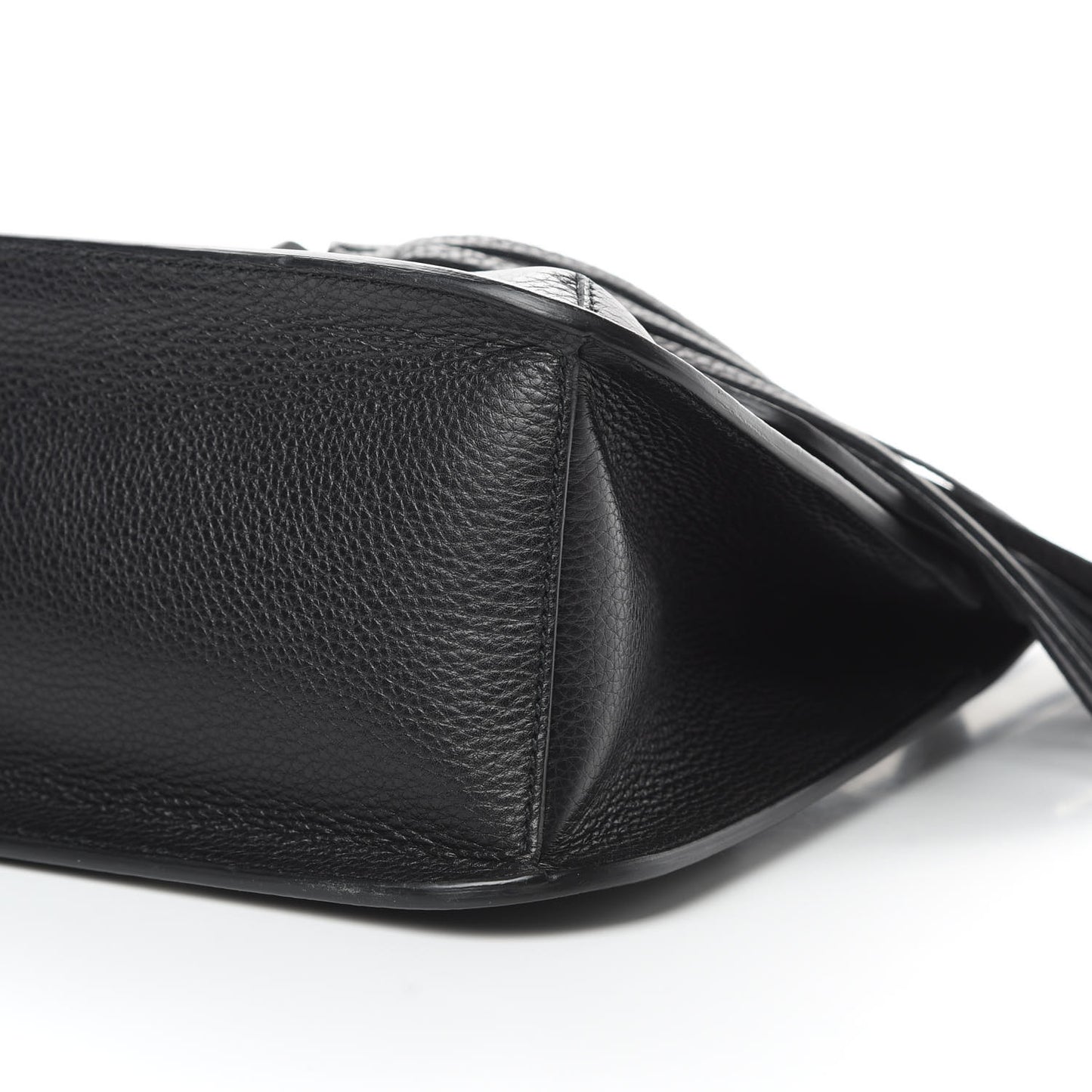 Pebbled Calfskin Medium Bamboo Daily Flap Shoulder Bag Black