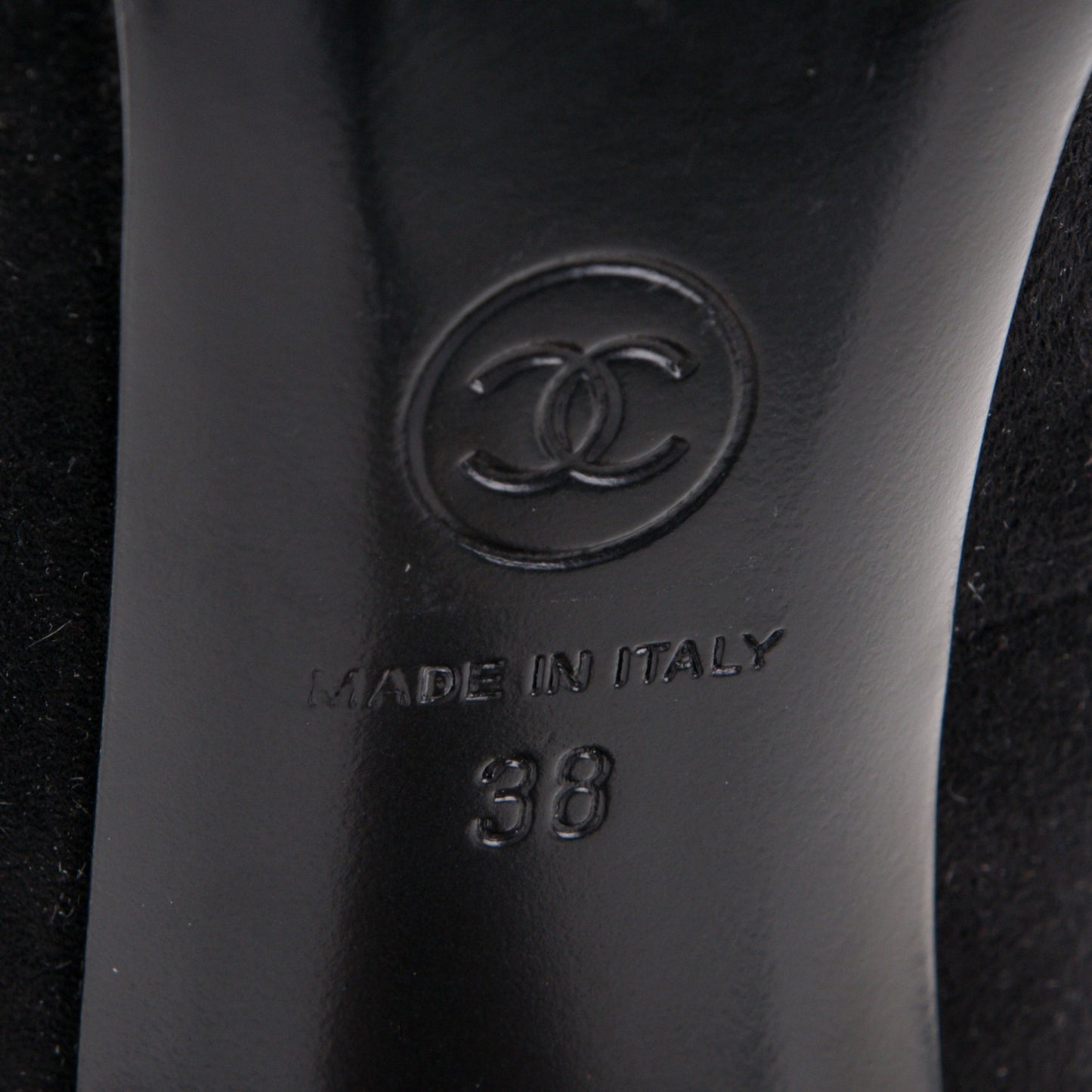 Suede Calfskin Satin Cap Toe CC Pumps 38 Black