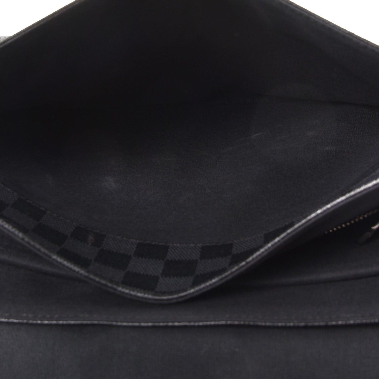 Damier Graphite District GM