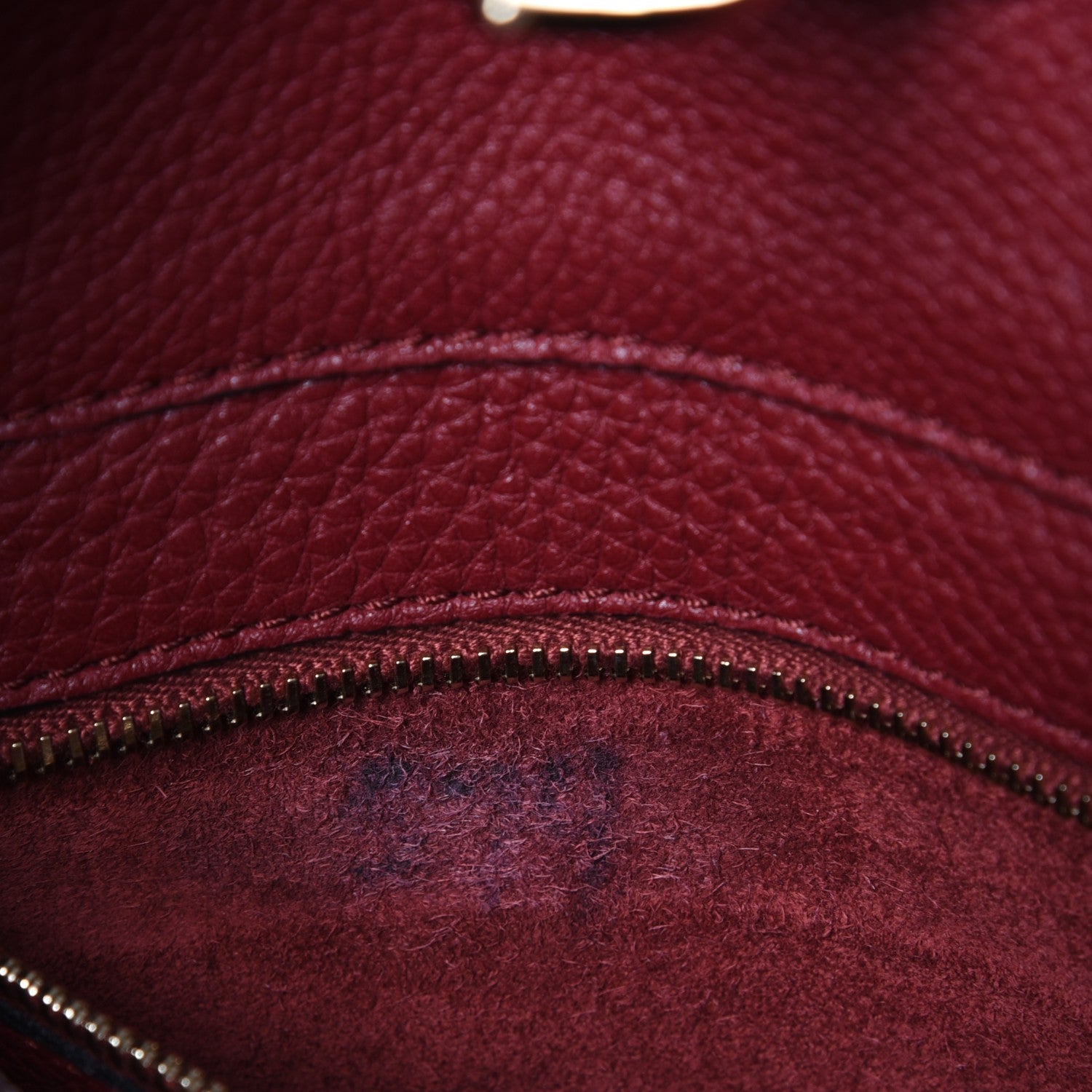 Valentino Garavani Pebbled Calfskin Small Rockstud Flip-Lock Messenger Bag Rubino 8 of 8