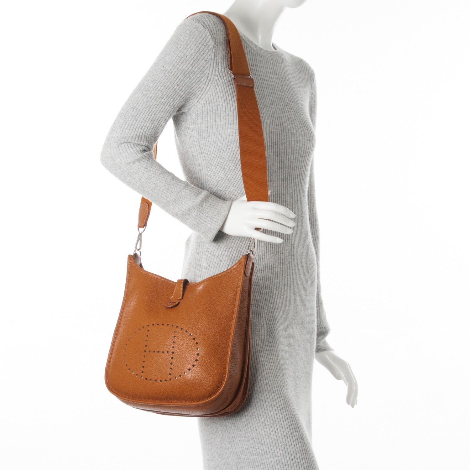Hermes Taurillon Clemence Evelyne III PM Gold 2 of 15