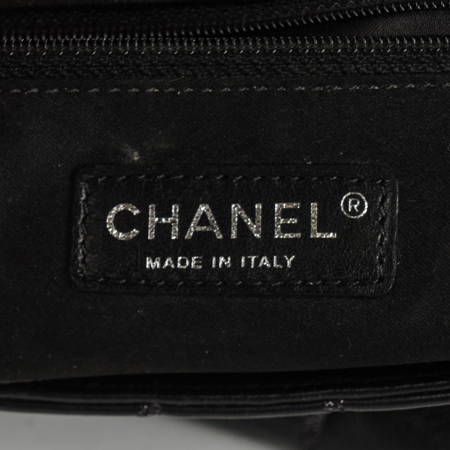 Lambskin Vertical Stitch Jumbo Single Flap Black