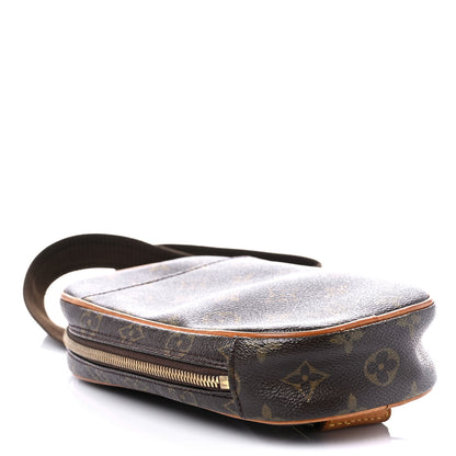 Louis Vuitton Monogram Pochette Gange 4 of 15