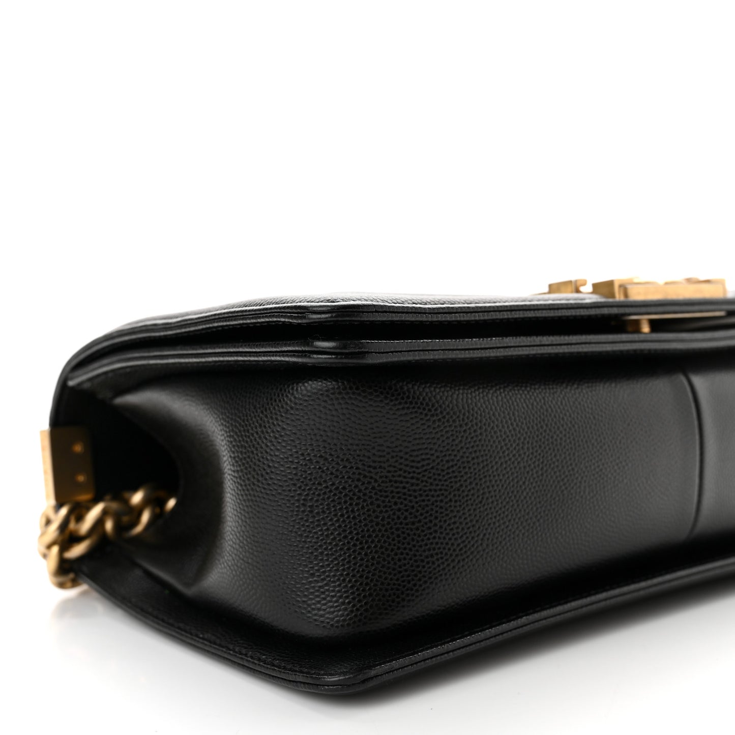 Caviar Quilted Medium Boy Flap Black