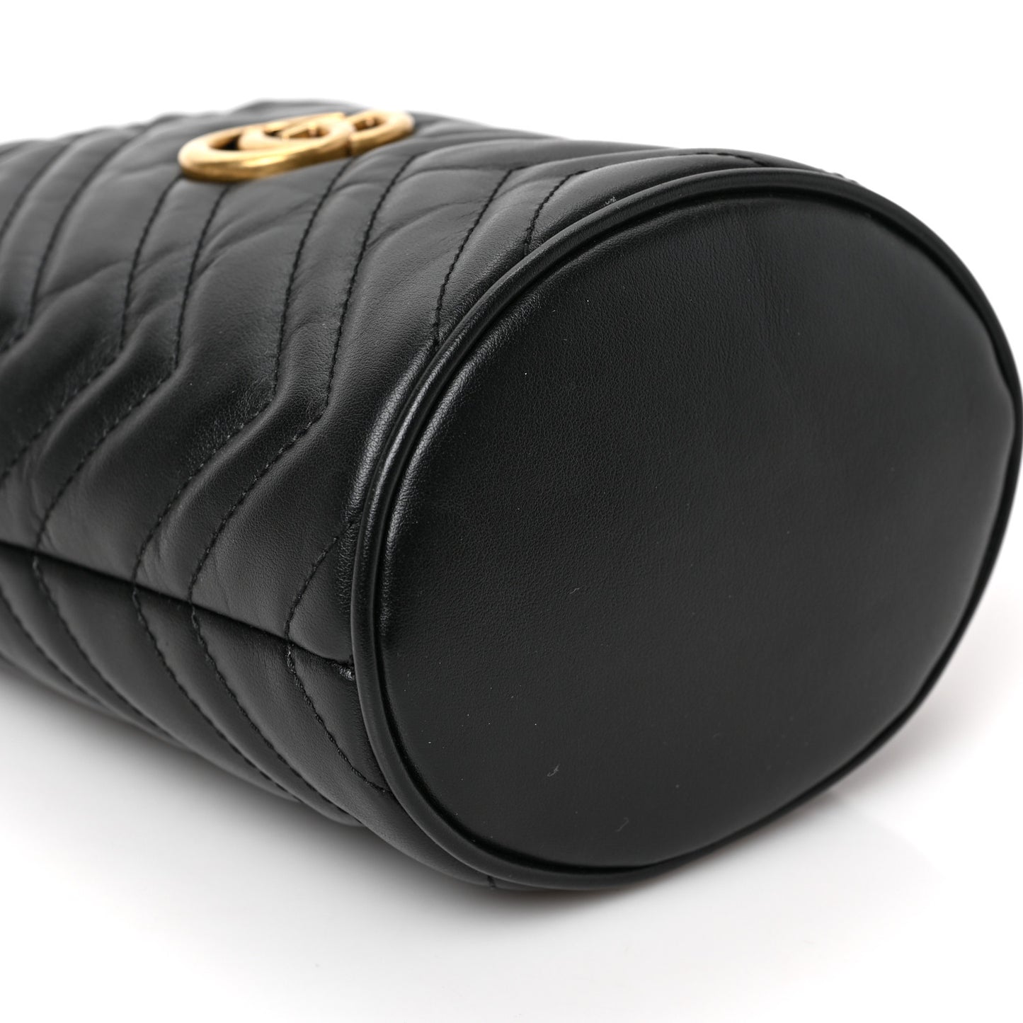 Calfskin Matelasse Mini GG Marmont 2.0 Bucket Bag Black