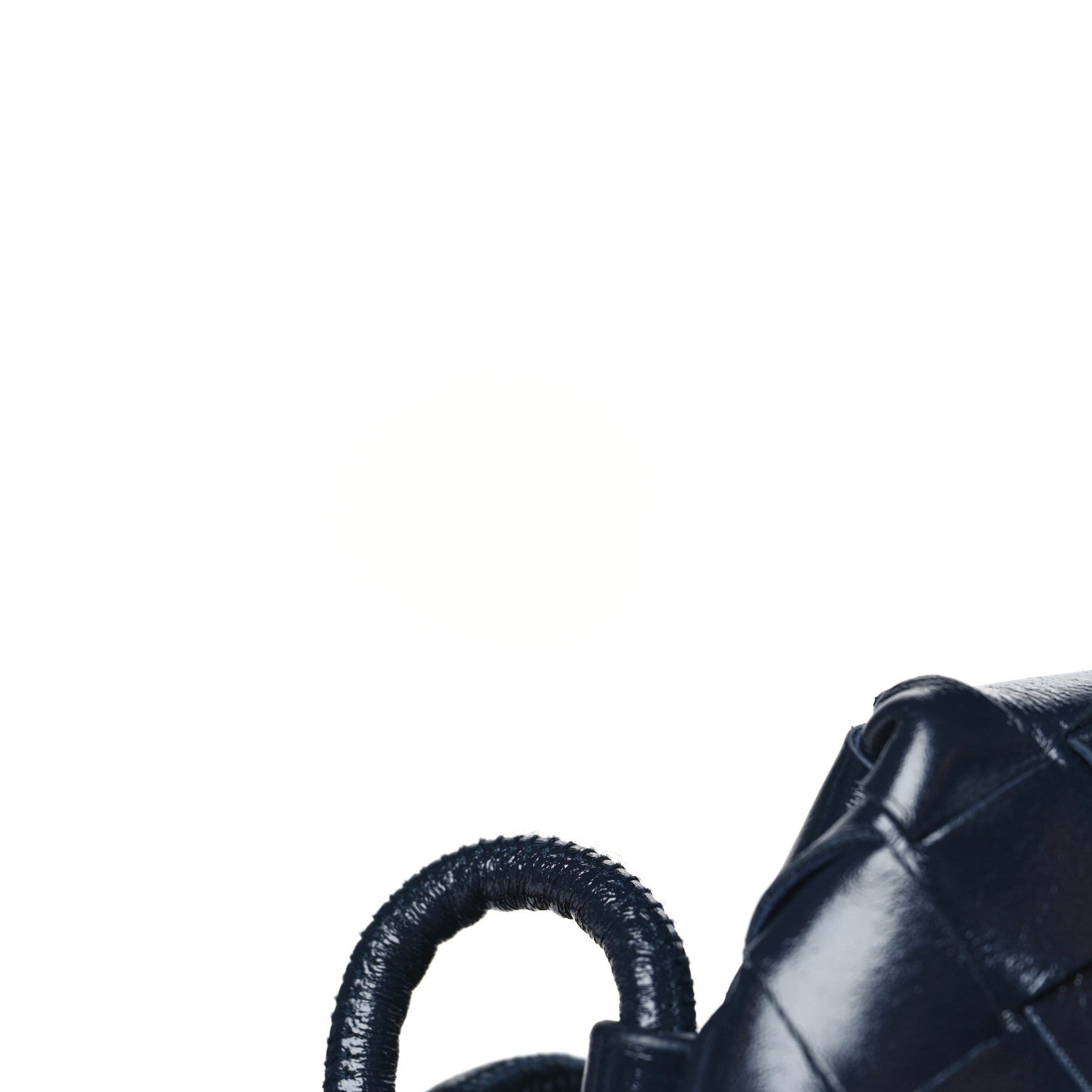 Bottega Veneta Polished Nappa Intrecciato Knot Small Loop Camera Bag Space 10 of 10