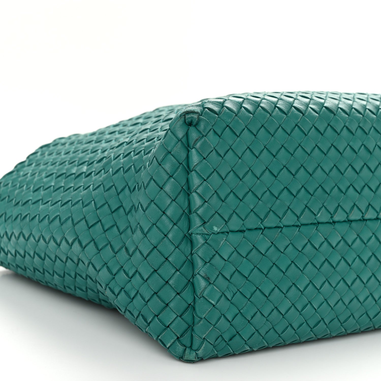 Bottega Veneta Nappa Intrecciato Medium Cabat Lagoon 10 of 14