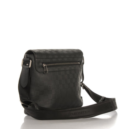 Louis Vuitton Damier Infini District PM Onyx 3 of 7