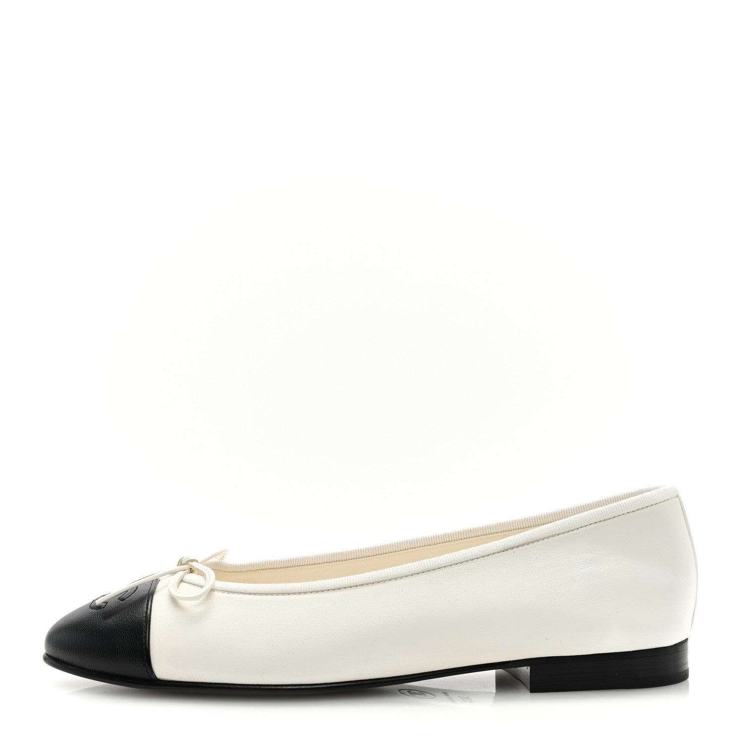 Chanel Lambskin Cap Toe CC Ballerina Flats 38.5 White Black 1 of 8