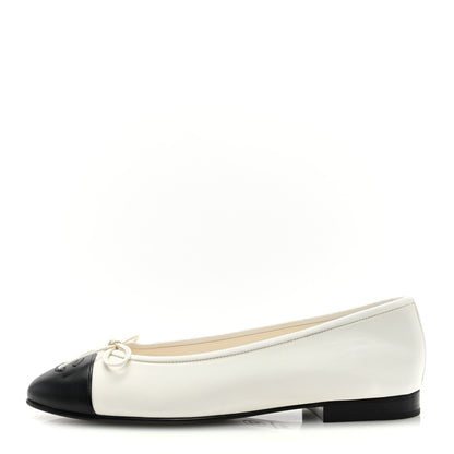 Chanel Lambskin Cap Toe CC Ballerina Flats 38.5 White Black 1 of 8
