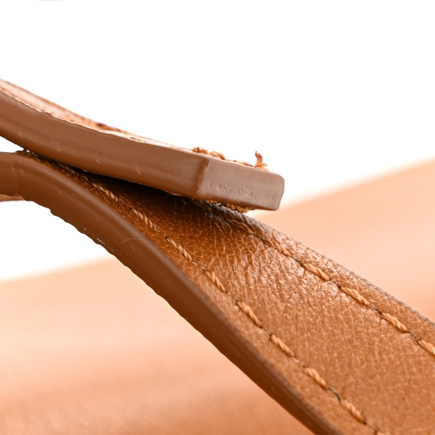 Small Grain Calfskin Kiss Bag Arizona Brown