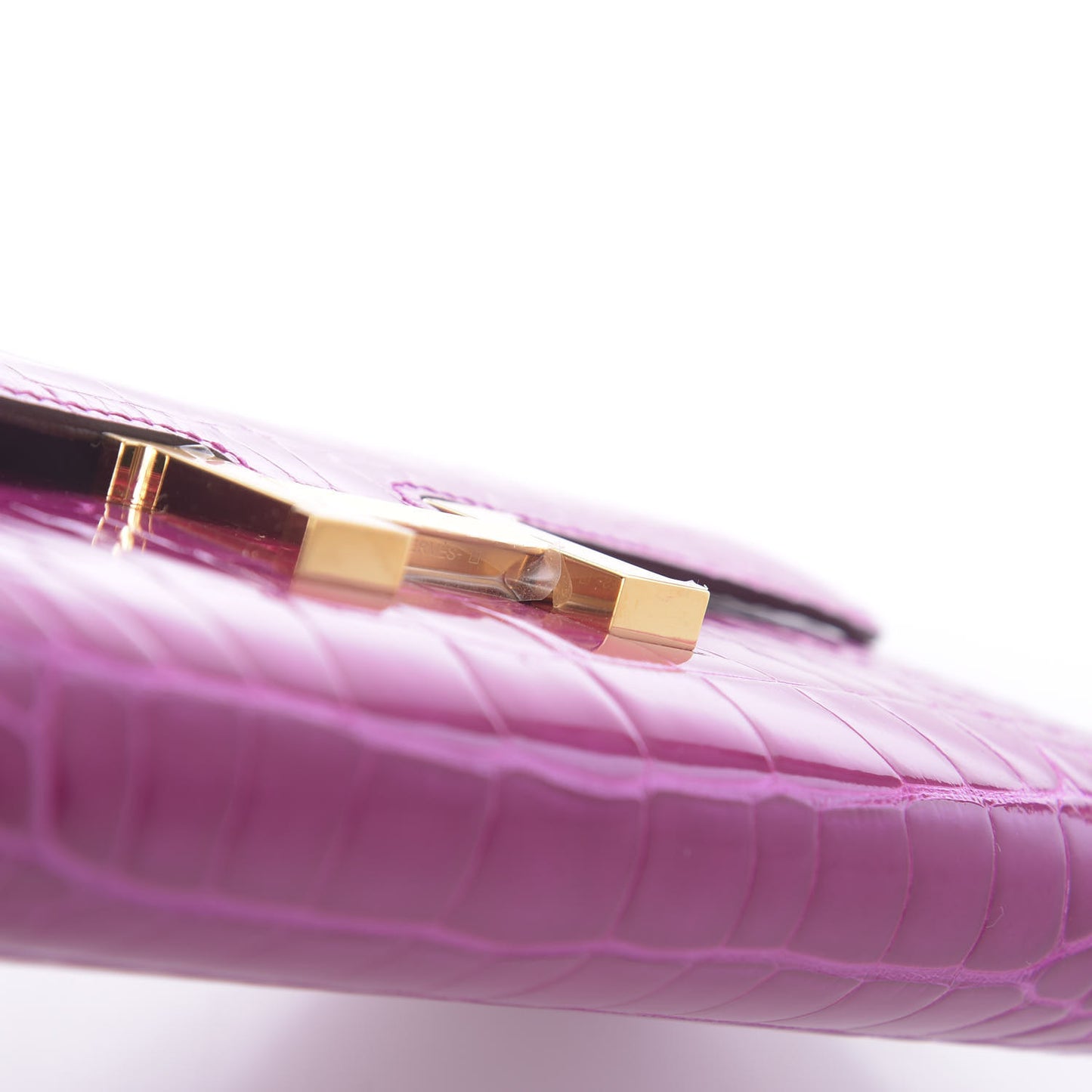 Shiny Alligator Constance Long Wallet Rose Scheherazade