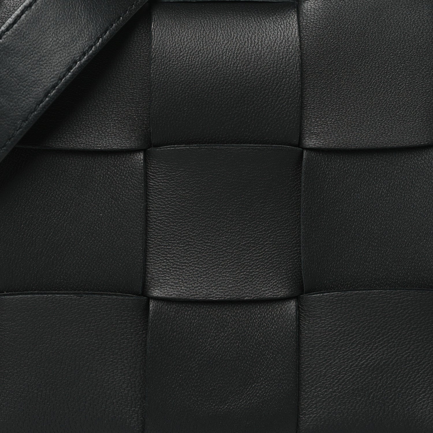 Bottega Veneta BOTTEGA VENETA Lambskin Maxi Intrecciato Cassette Crossbody Bag Black 8 of 10