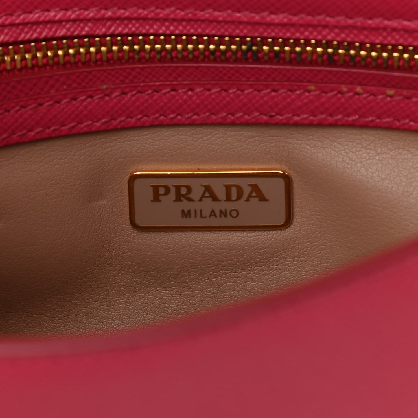 Saffiano Lux Chain Shoulder Bag Peonia