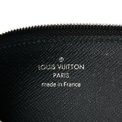 Louis Vuitton Damier Graphite 4 Key Holder 6 of 8
