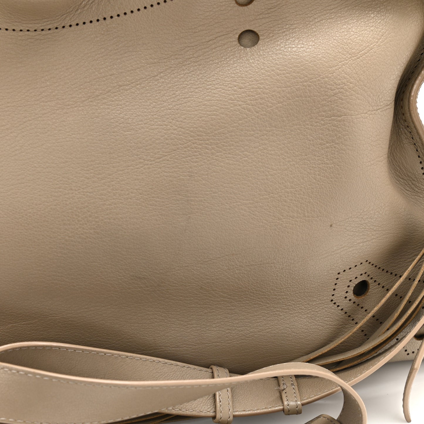 Veau Soyeux Perforated Blackout Hardware City Gris Cendre