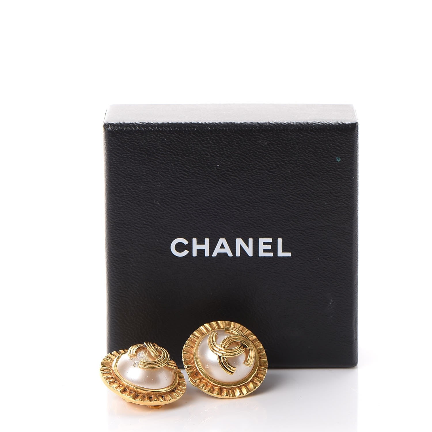 Chanel Pearl CC Clip On Earrings Gold 6 of 12