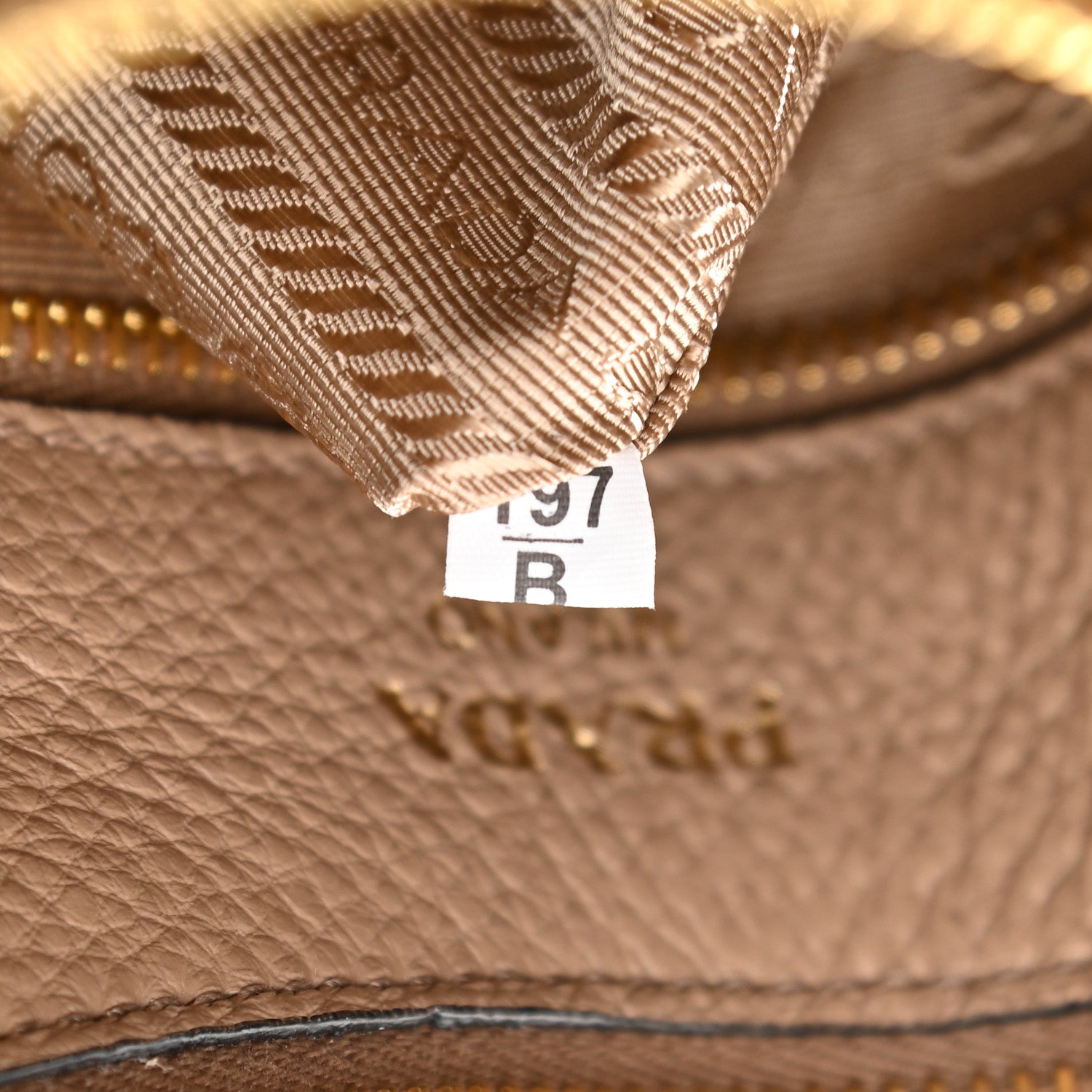Prada Vitello Phenix Zippered Messenger Hobo Cammeo 7 of 11