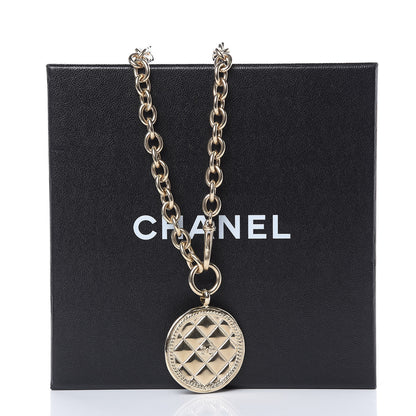 Chanel Quilted CC Pendant Chain Necklace Gold 5 of 5