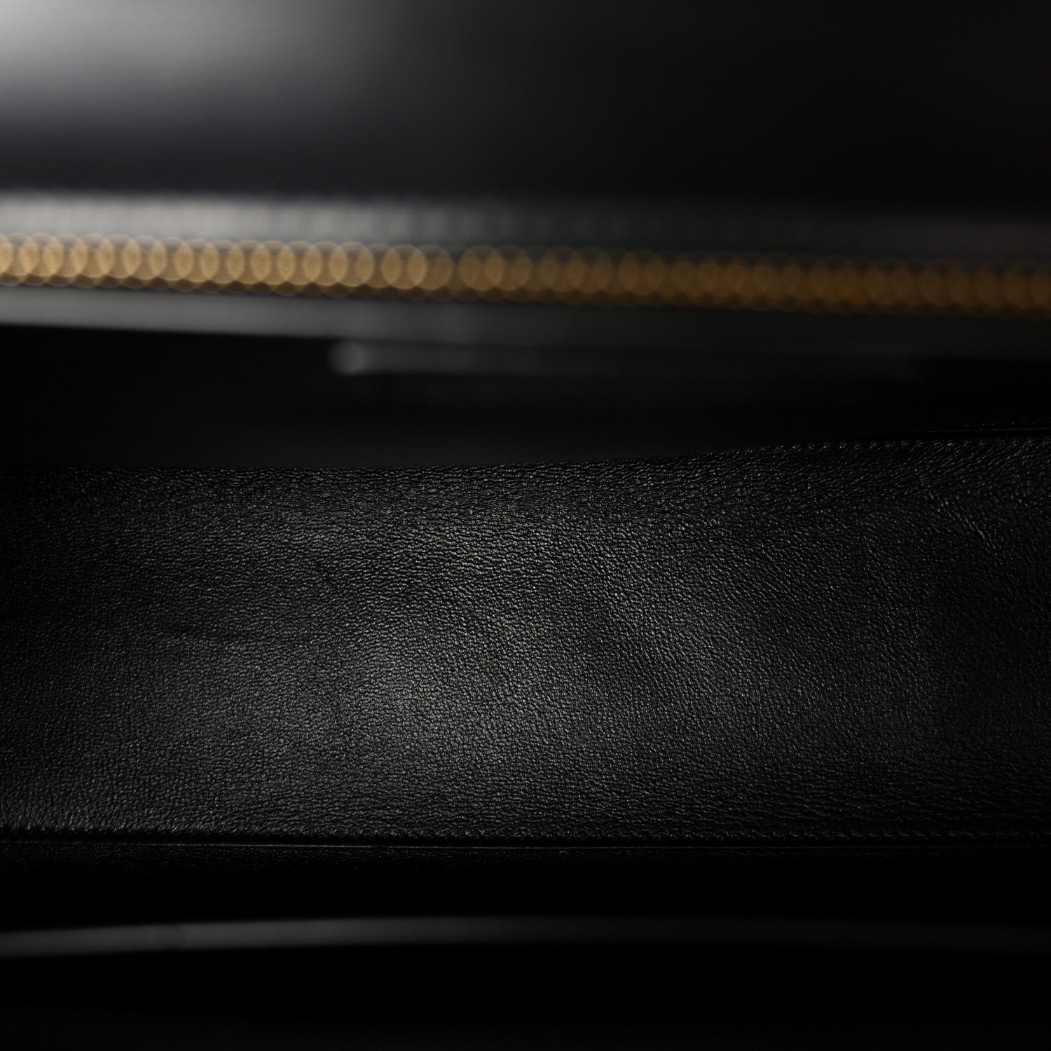 Saint Laurent Smooth Calfskin Manhattan Top Handle Black 5 of 9