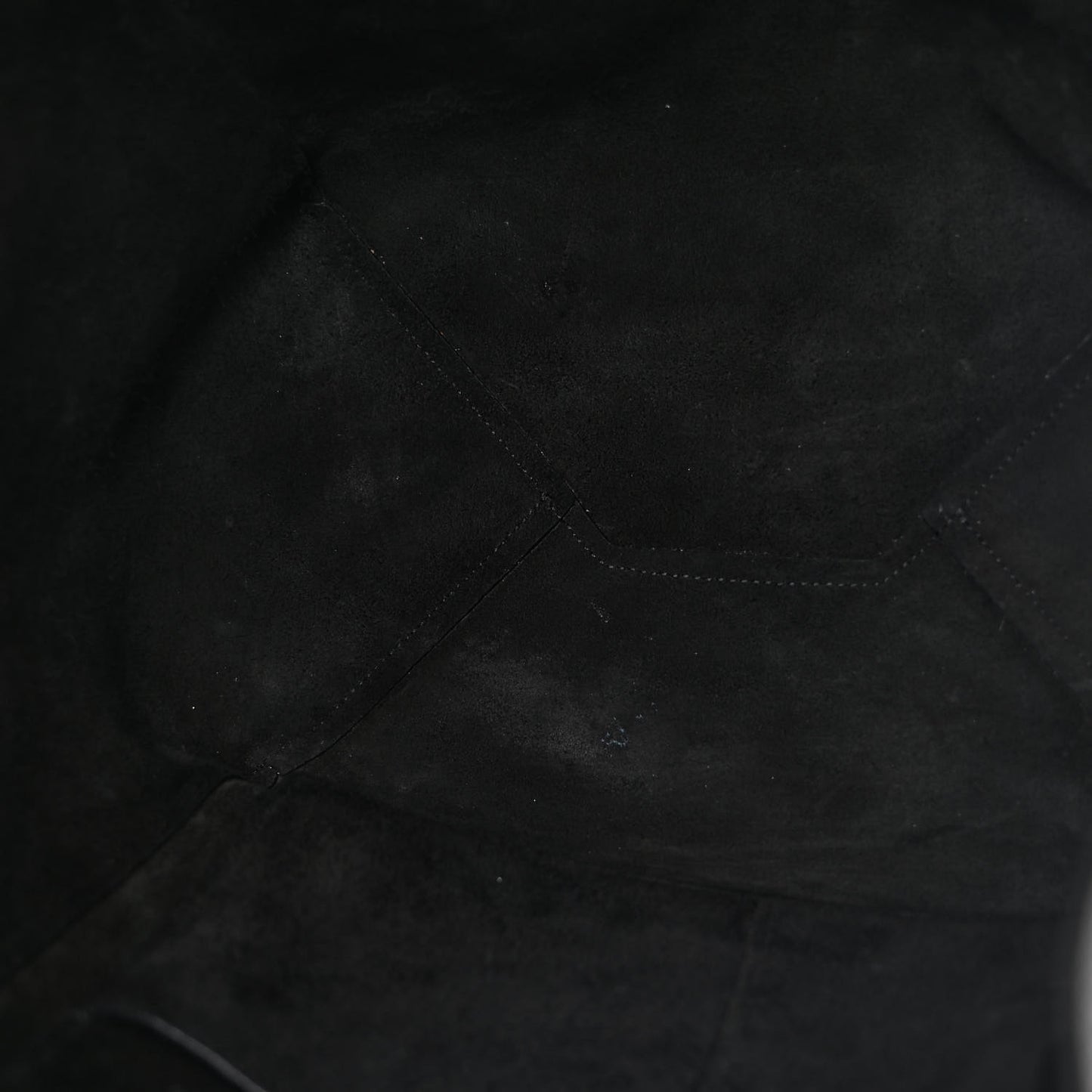 Soft Grained Calfskin Medium Belt Cabas Phantom Black
