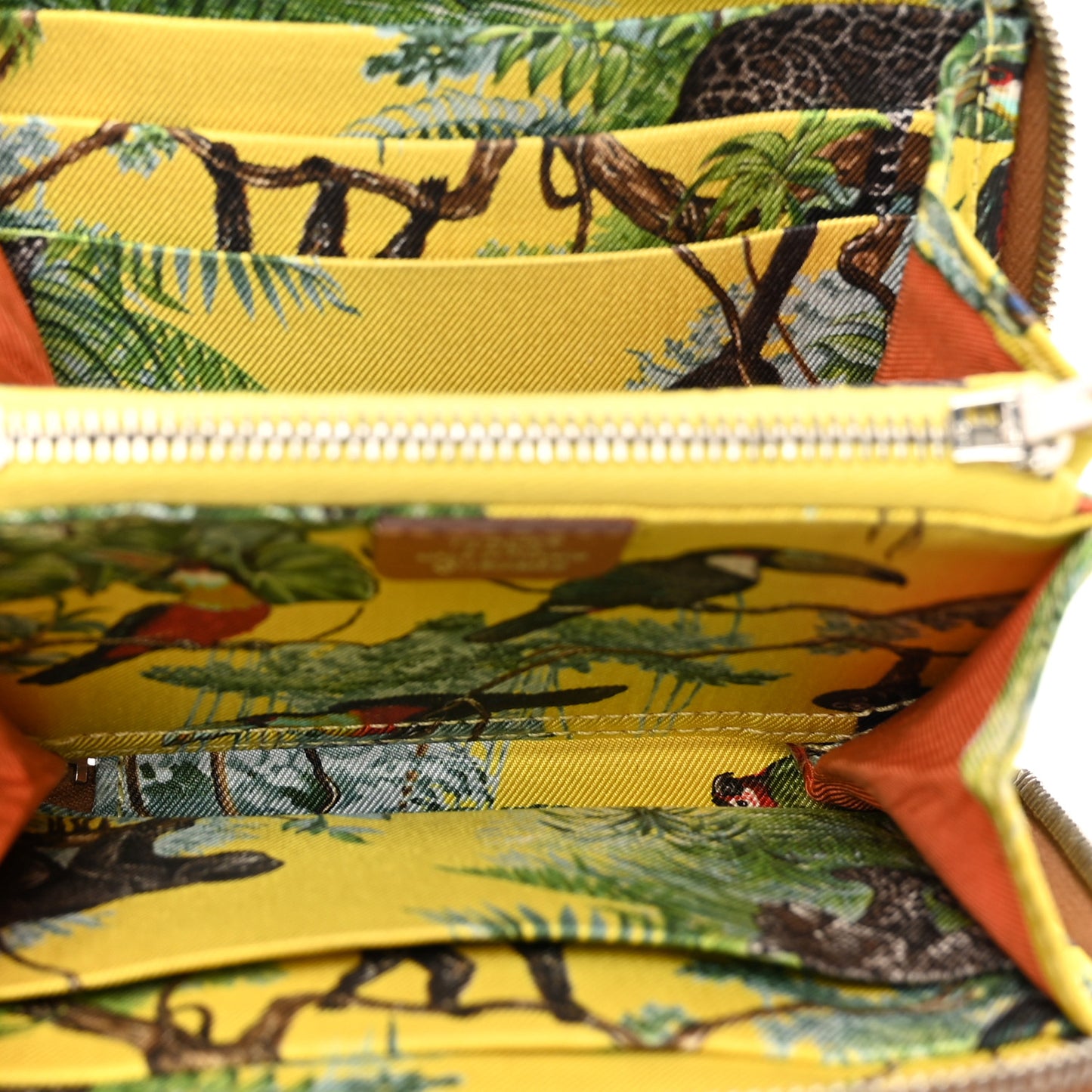 Epsom Silk'in Compact Wallet Gold