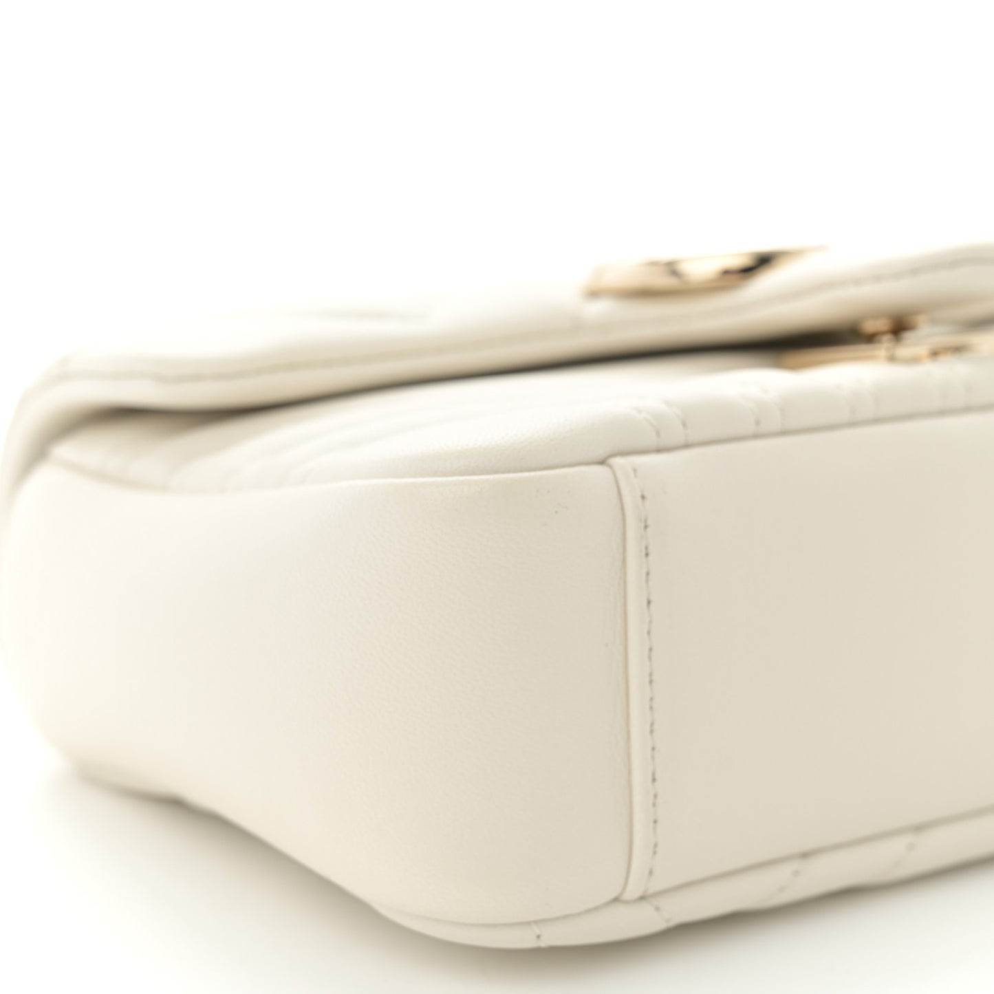 Lambskin Matelasse Small GG Marmont Shoulder Bag White