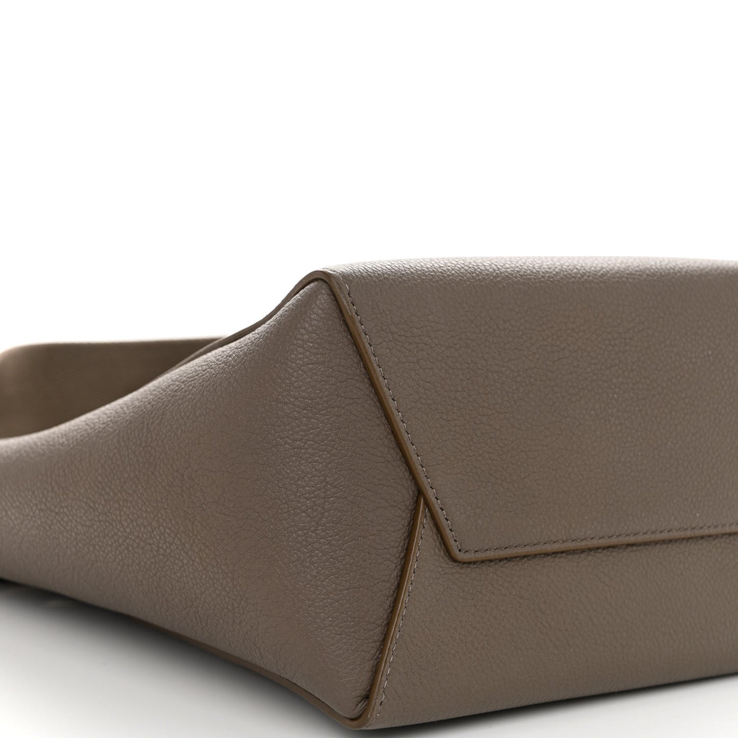 Soft Grained Calfskin Small Sangle Bucket Bag Taupe