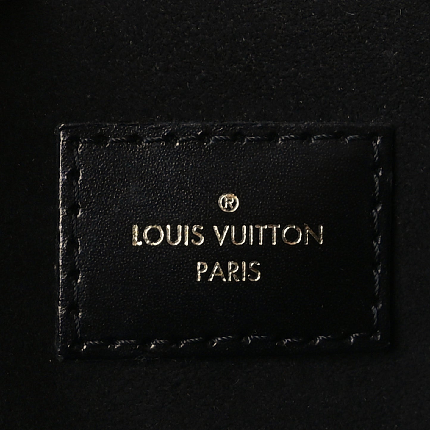 Reverse Monogram Pochette Metis