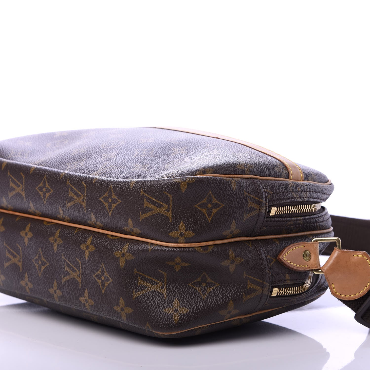 Louis Vuitton Monogram Reporter PM 8 of 11